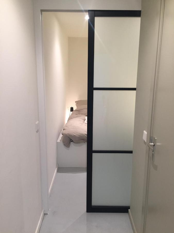 Studio 28A6 With Free Parking Place Bed and Breakfast Amsterdam Exteriör bild